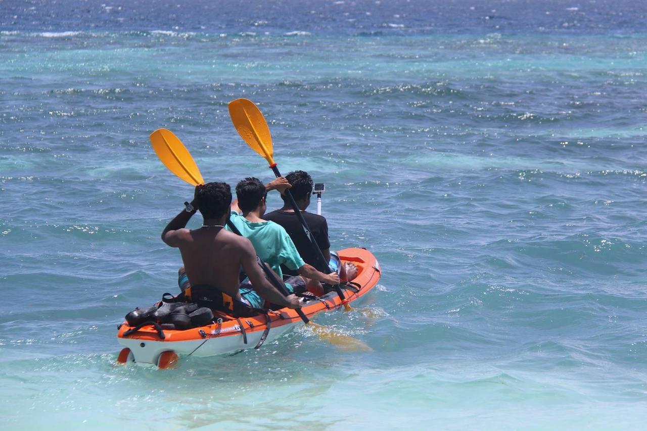 Kaani Beach Hotel At Maafushi Esterno foto