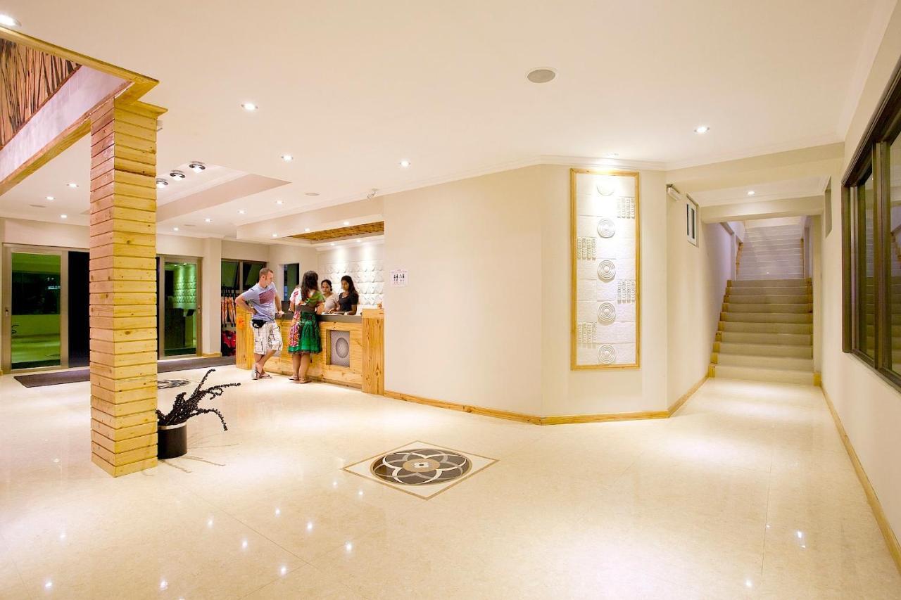 Kaani Beach Hotel At Maafushi Esterno foto