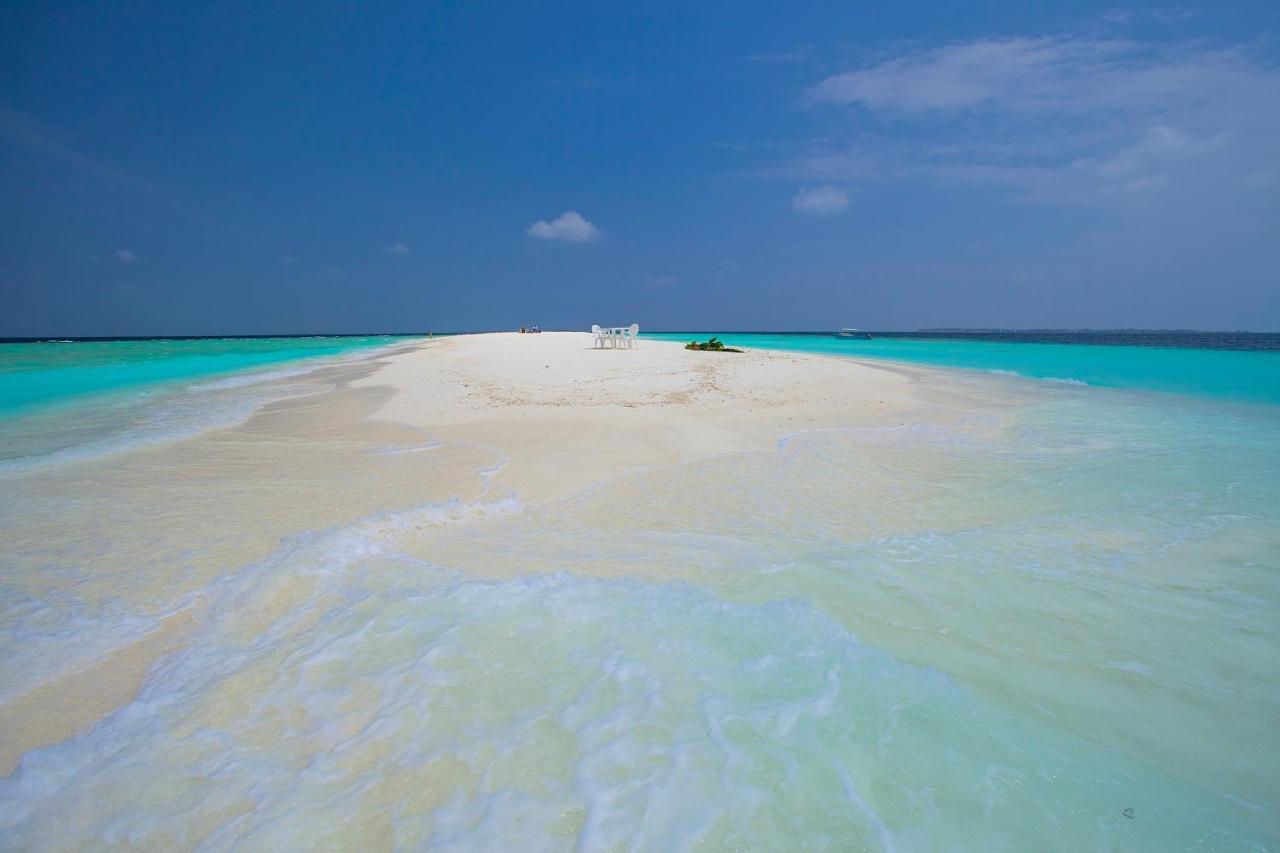 Kaani Beach Hotel At Maafushi Esterno foto
